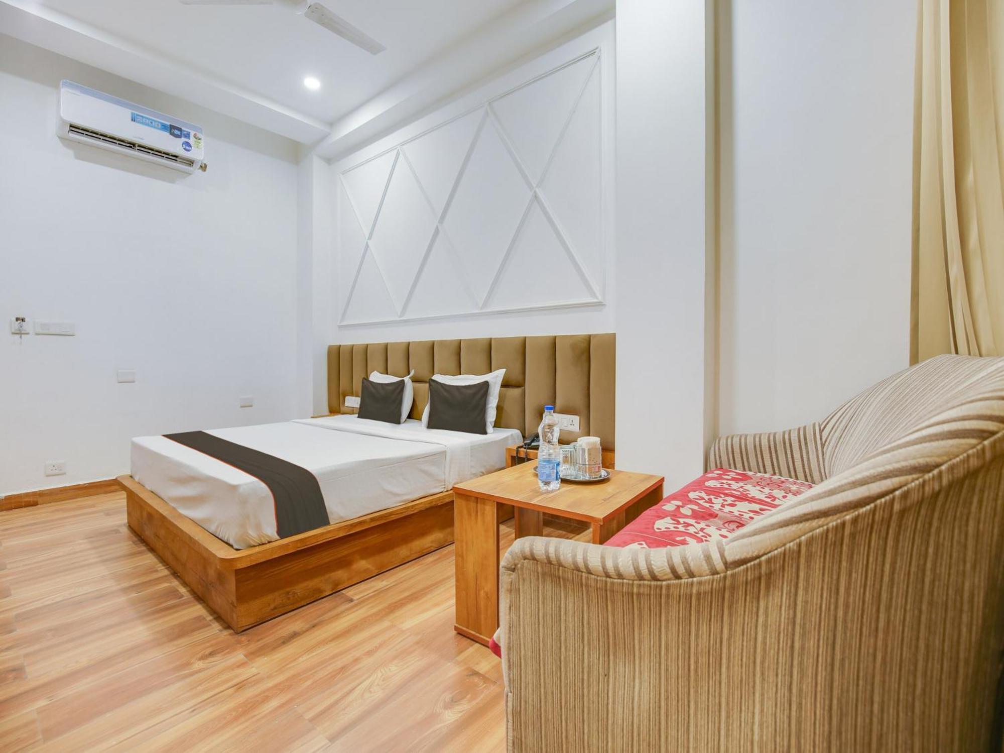 Fabhotel Amar Villa Amritsar Exterior photo